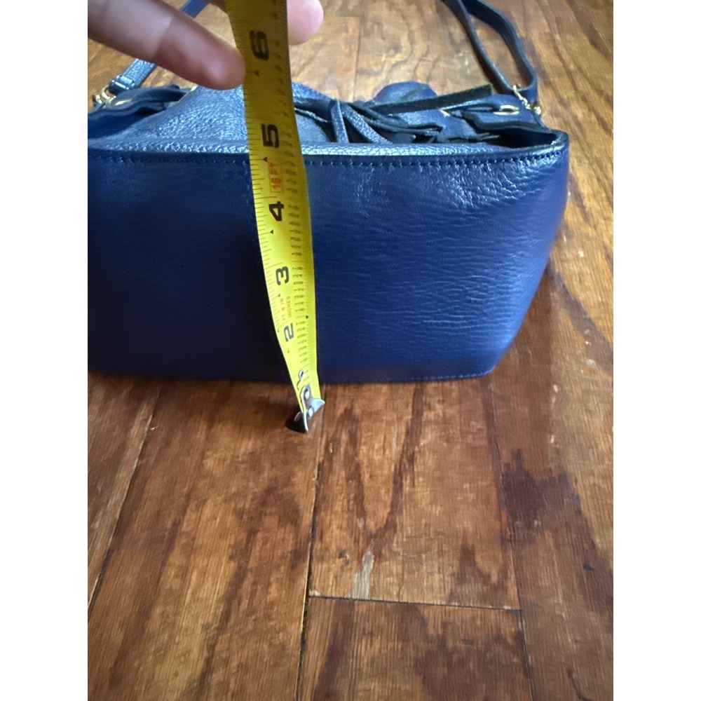Carla Ferreri Italy Blue Pebbled Leather Tassel Drawstring Bucket Crossbody Bag - Picture 4 of 5